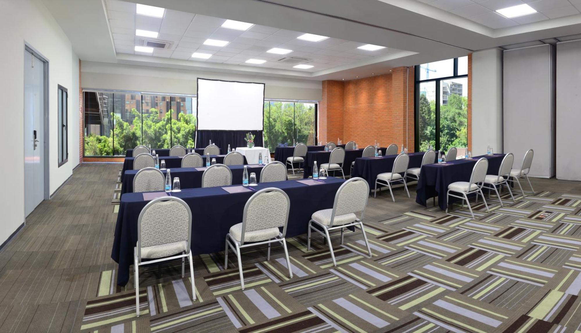 Hs Hotsson Country Club Hotel Guadalajara
