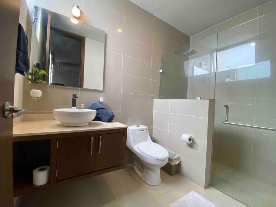 Casa Miranda. Hermosa Y Confortable Casa Nueva. Сasa de vacaciones Guadalajara