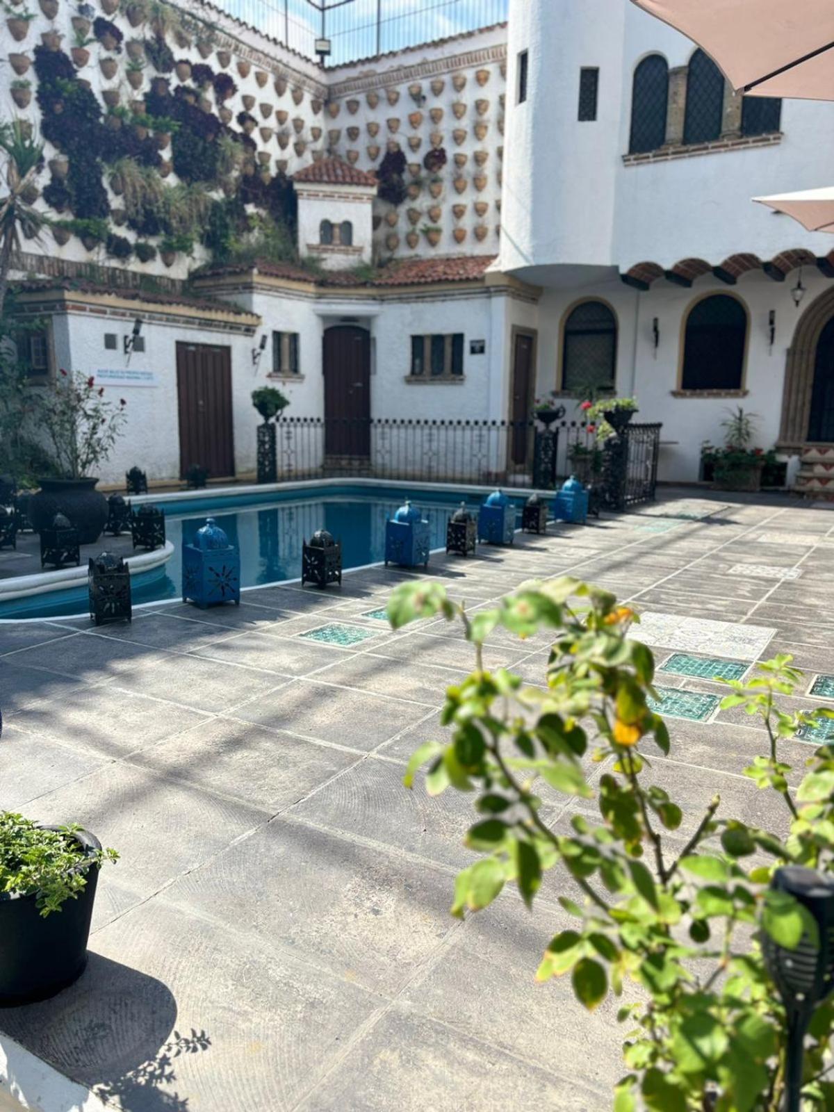 Boutique La Mansion