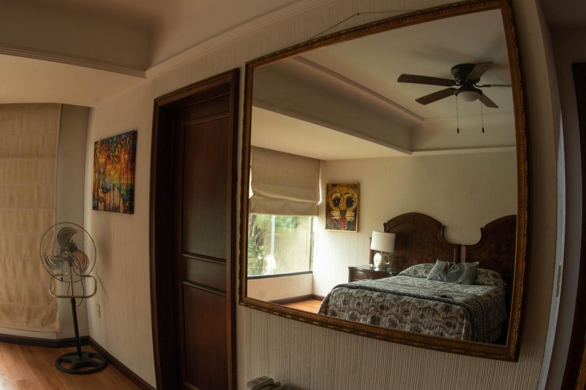 Penthouse Colomos Apartamento