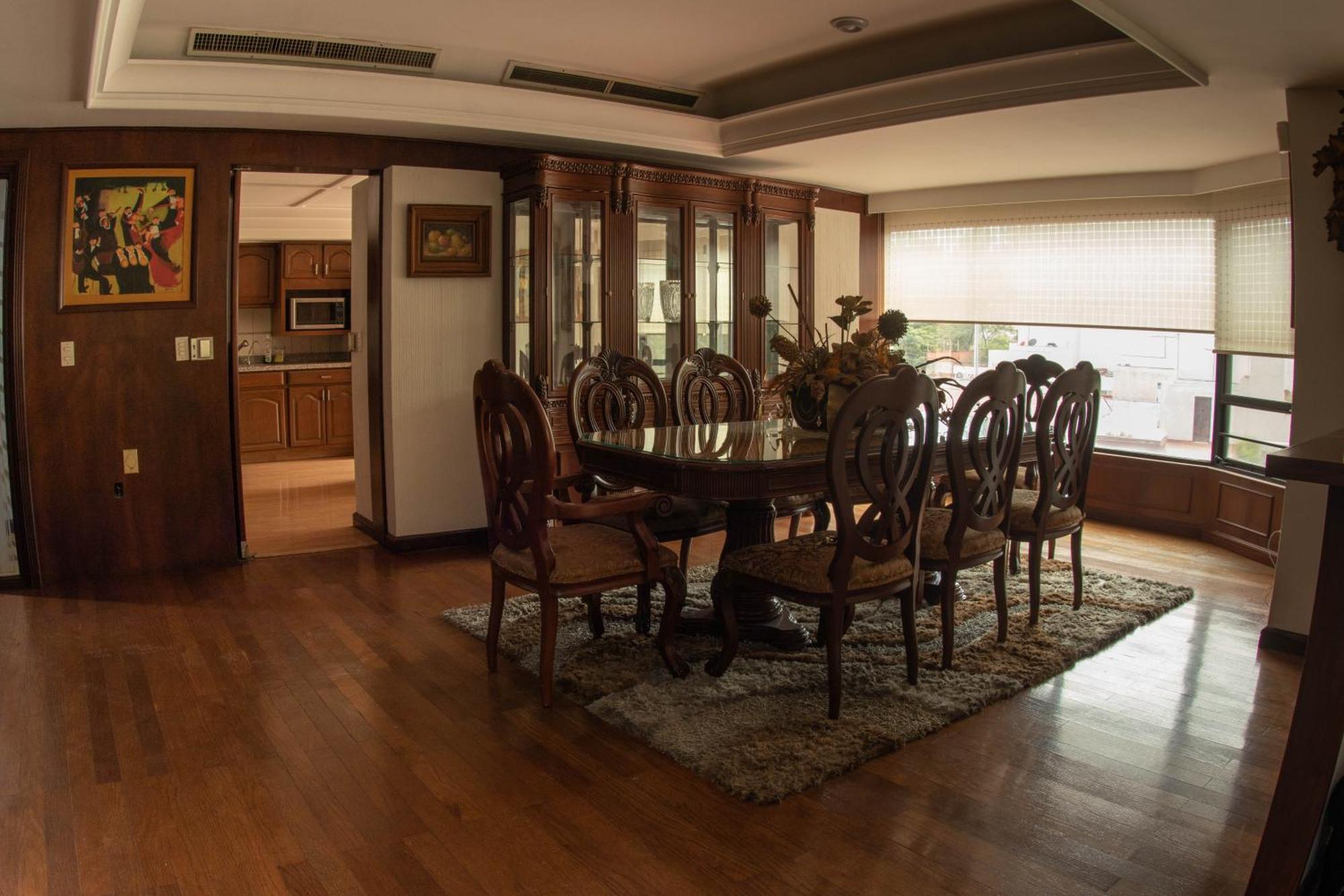 Penthouse Colomos Apartamento *