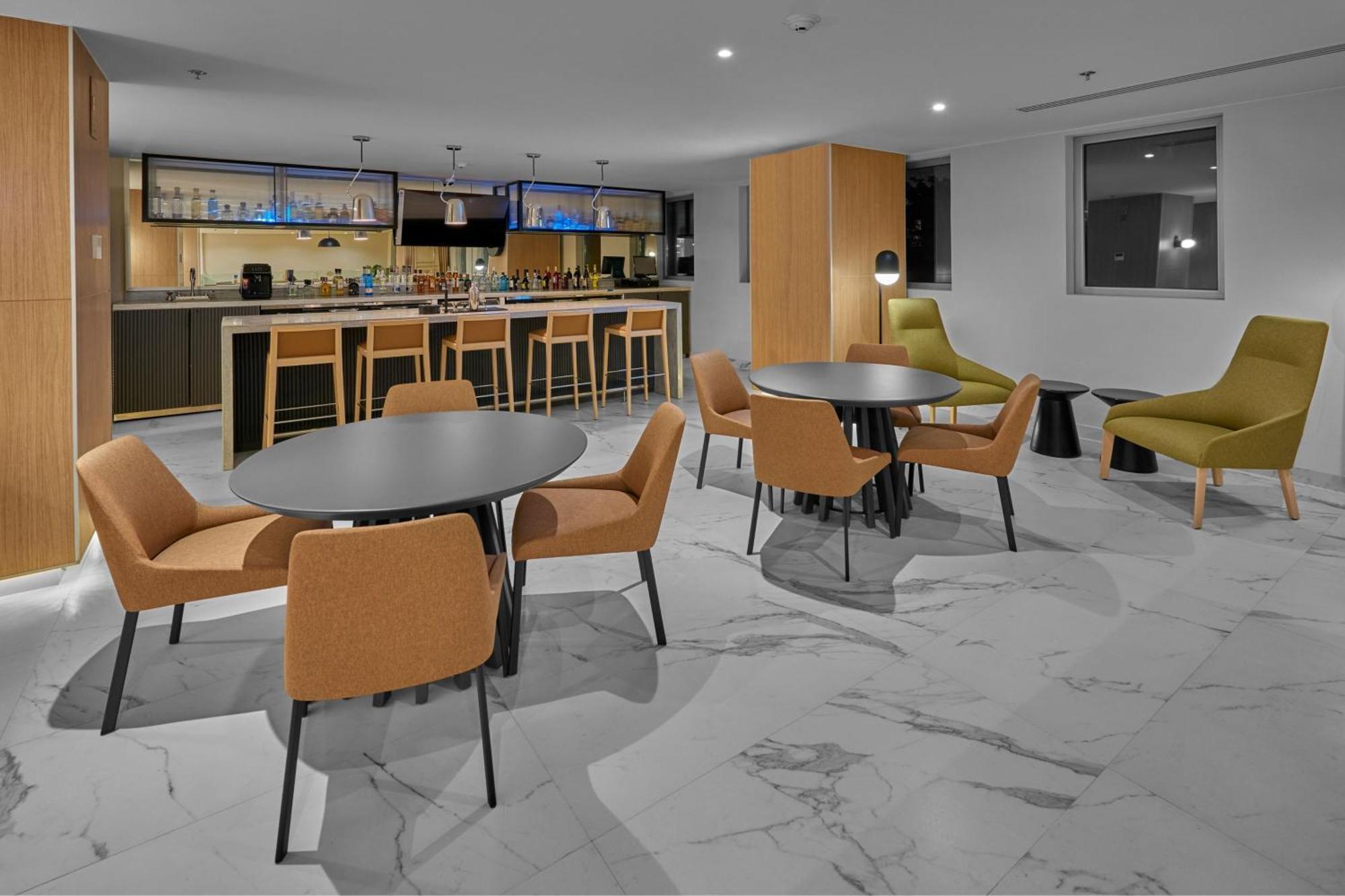 Express Providencia Hotel 4*