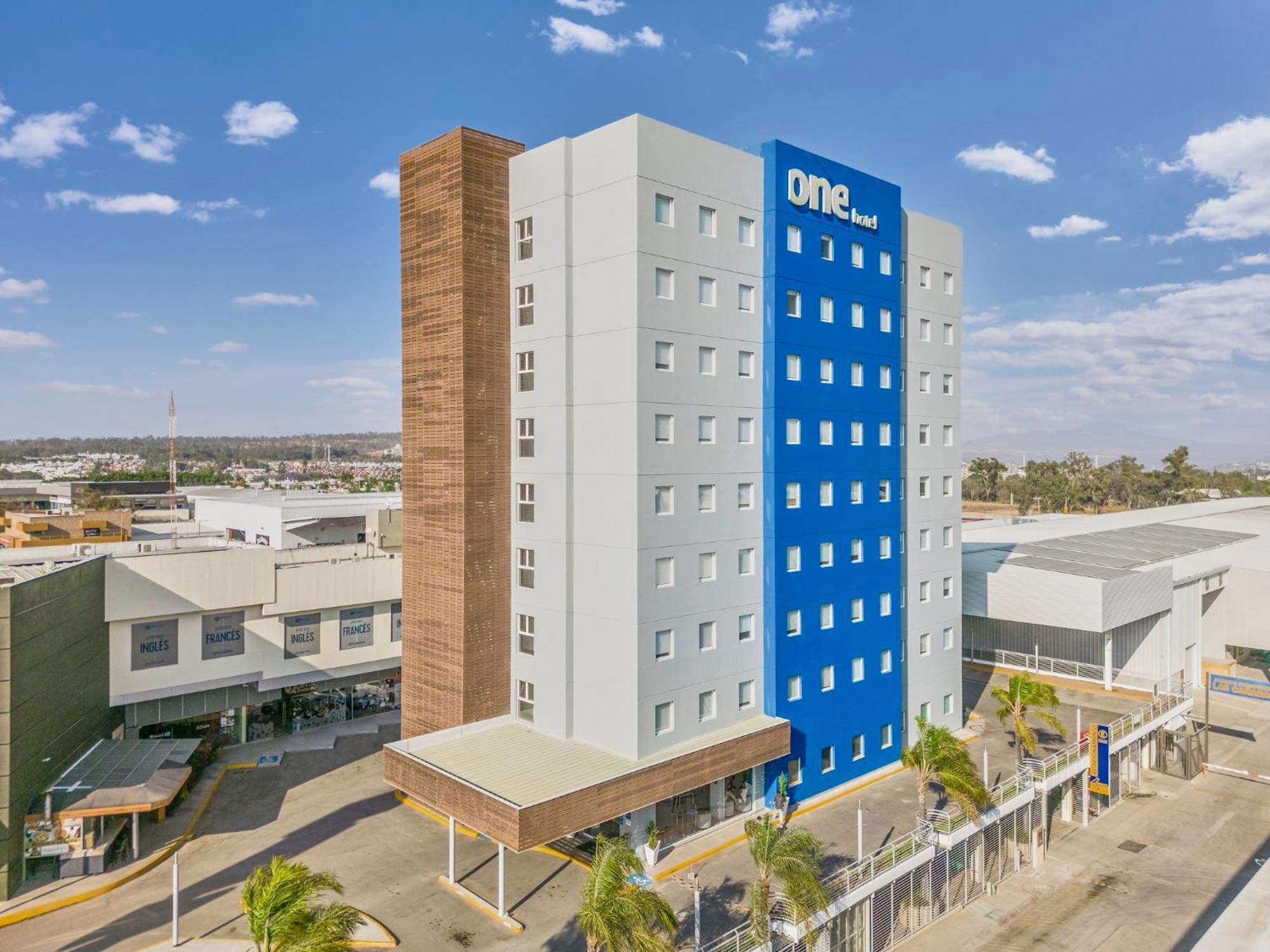 One Periferico Norte Hotel