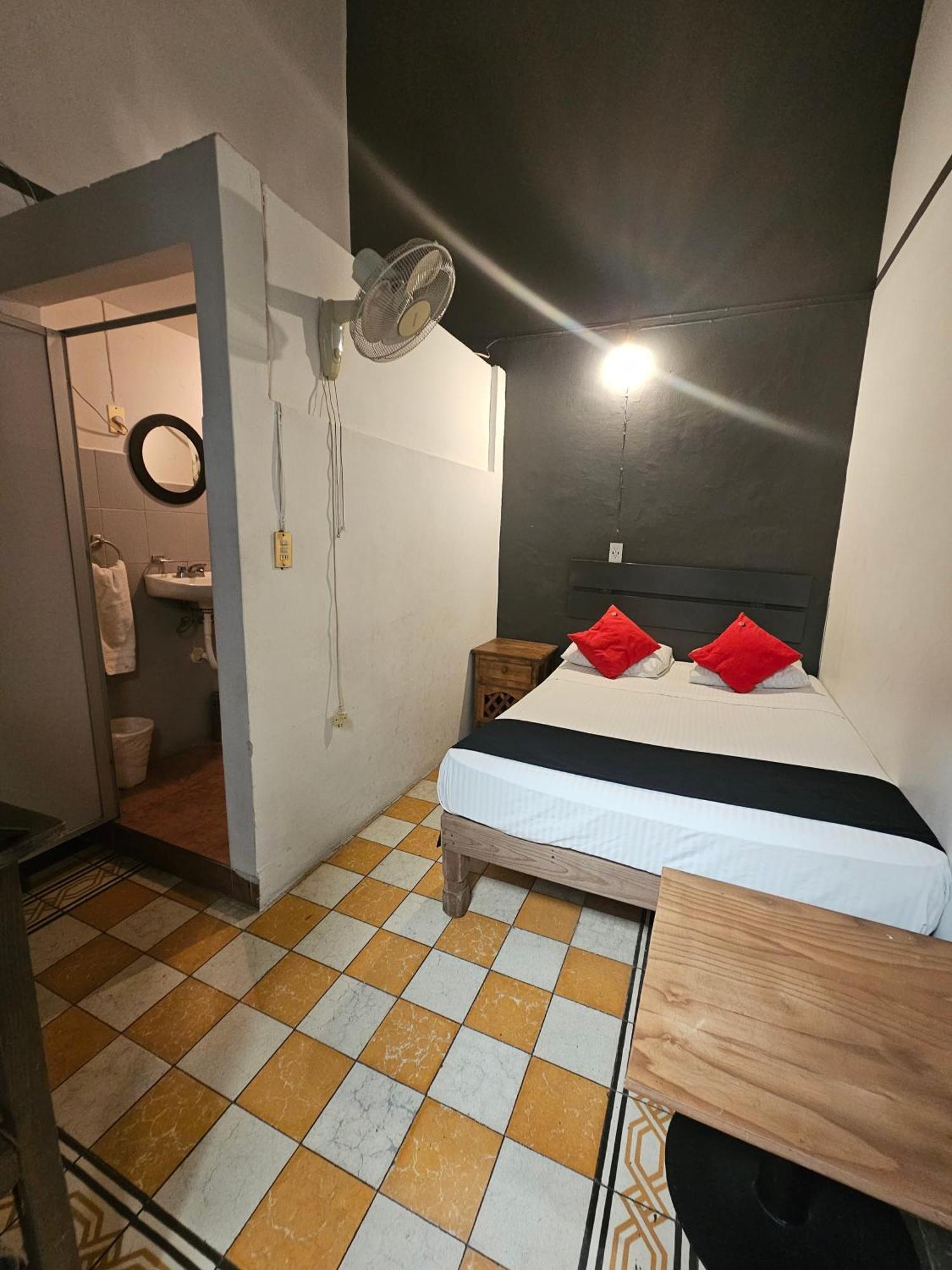 Hotel Central Downtown