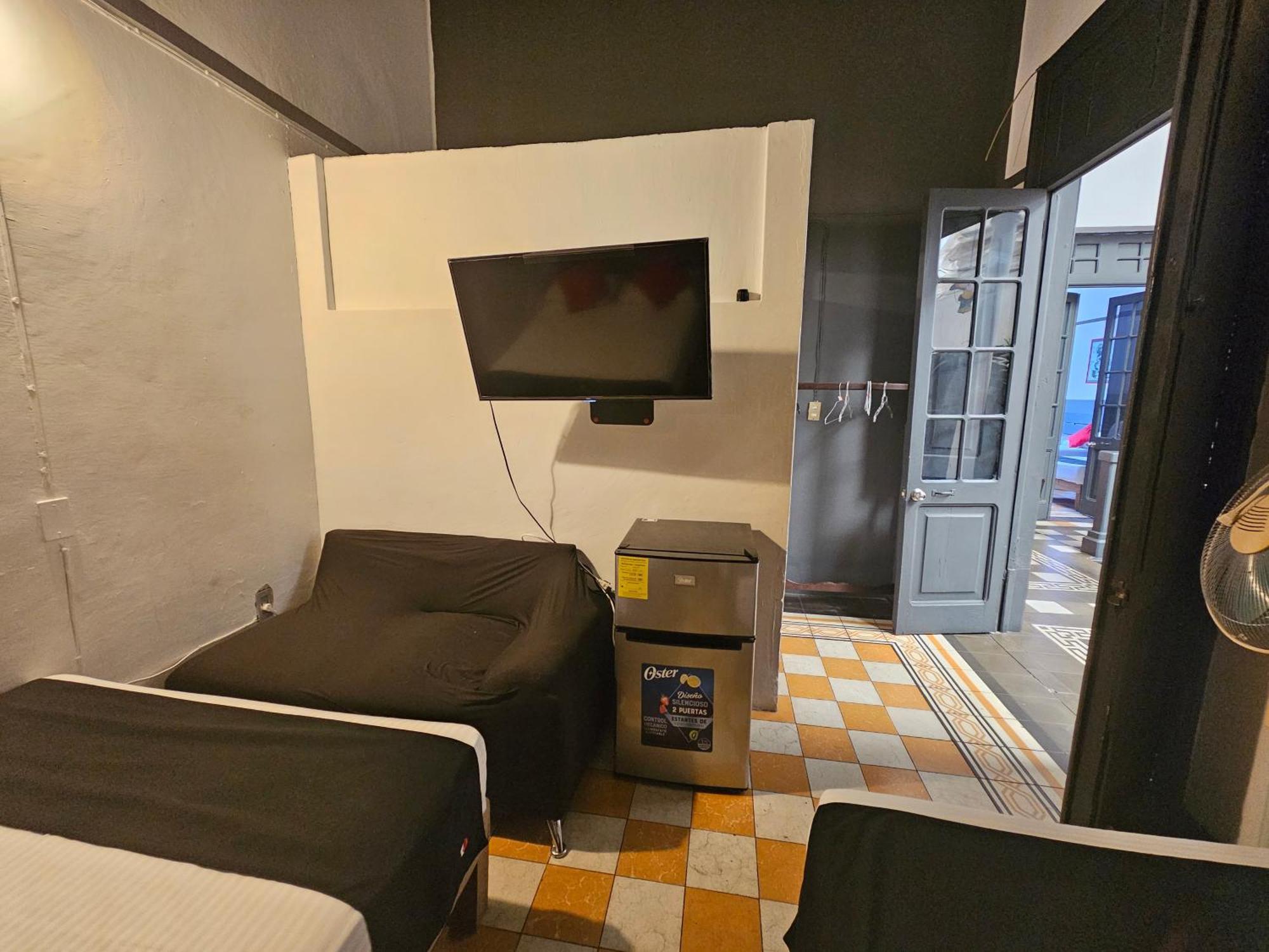 Central Downtown 4*