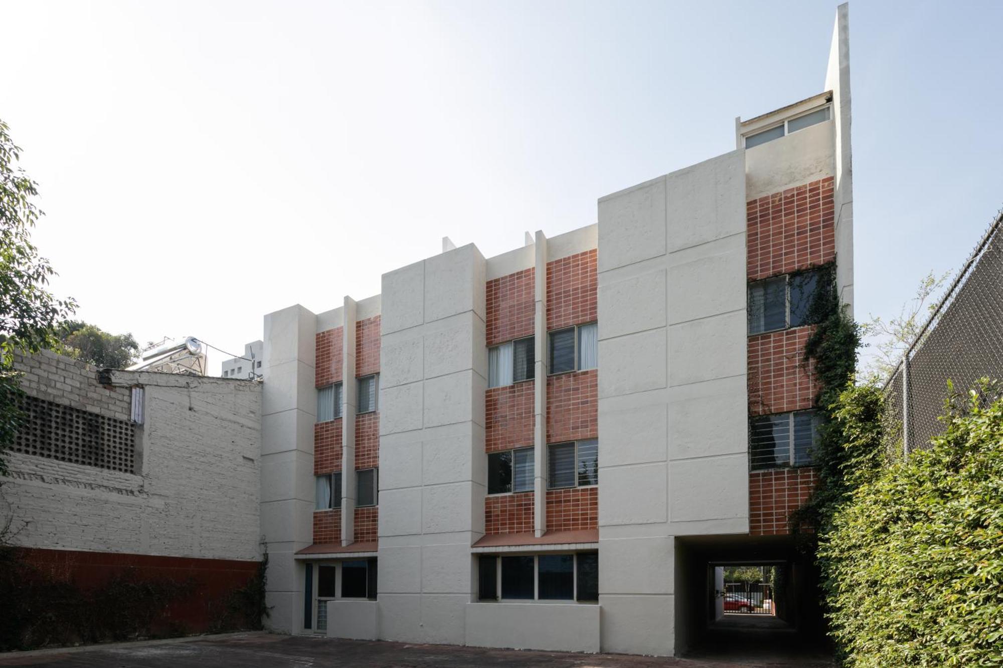 West End Apartahotel Guadalajara