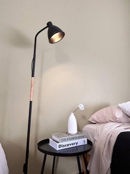 Casa Bon Ubicada En Nueva Galicia Residencial, Es Propiedad Completa Al Sur De La Ciudad Que Te Ofrece Modernidad, Espacio, Tranquilidad, Cuenta Con 4 Recamaras 3 Banos Completos Y 2 Cajones De Estacionamiento Privados Сasa de vacaciones *