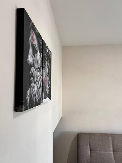 Сasa de vacaciones Casa Bon Ubicada En Nueva Galicia Residencial, Es Propiedad Completa Al Sur De La Ciudad Que Te Ofrece Modernidad, Espacio, Tranquilidad, Cuenta Con 4 Recamaras 3 Banos Completos Y 2 Cajones De Estacionamiento Privados