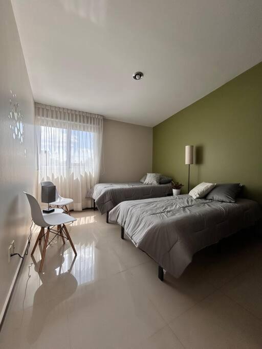 Casa Bon Ubicada En Nueva Galicia Residencial, Es Propiedad Completa Al Sur De La Ciudad Que Te Ofrece Modernidad, Espacio, Tranquilidad, Cuenta Con 4 Recamaras 3 Banos Completos Y 2 Cajones De Estacionamiento Privados Guadalajara