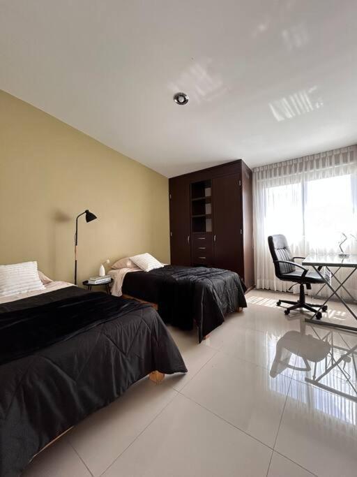 Casa Bon Ubicada En Nueva Galicia Residencial, Es Propiedad Completa Al Sur De La Ciudad Que Te Ofrece Modernidad, Espacio, Tranquilidad, Cuenta Con 4 Recamaras 3 Banos Completos Y 2 Cajones De Estacionamiento Privados