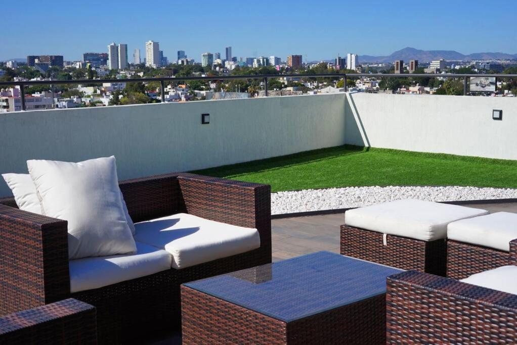 Apartamento 100mb Apt With Rooftop & Swimming Pool Guadalajara