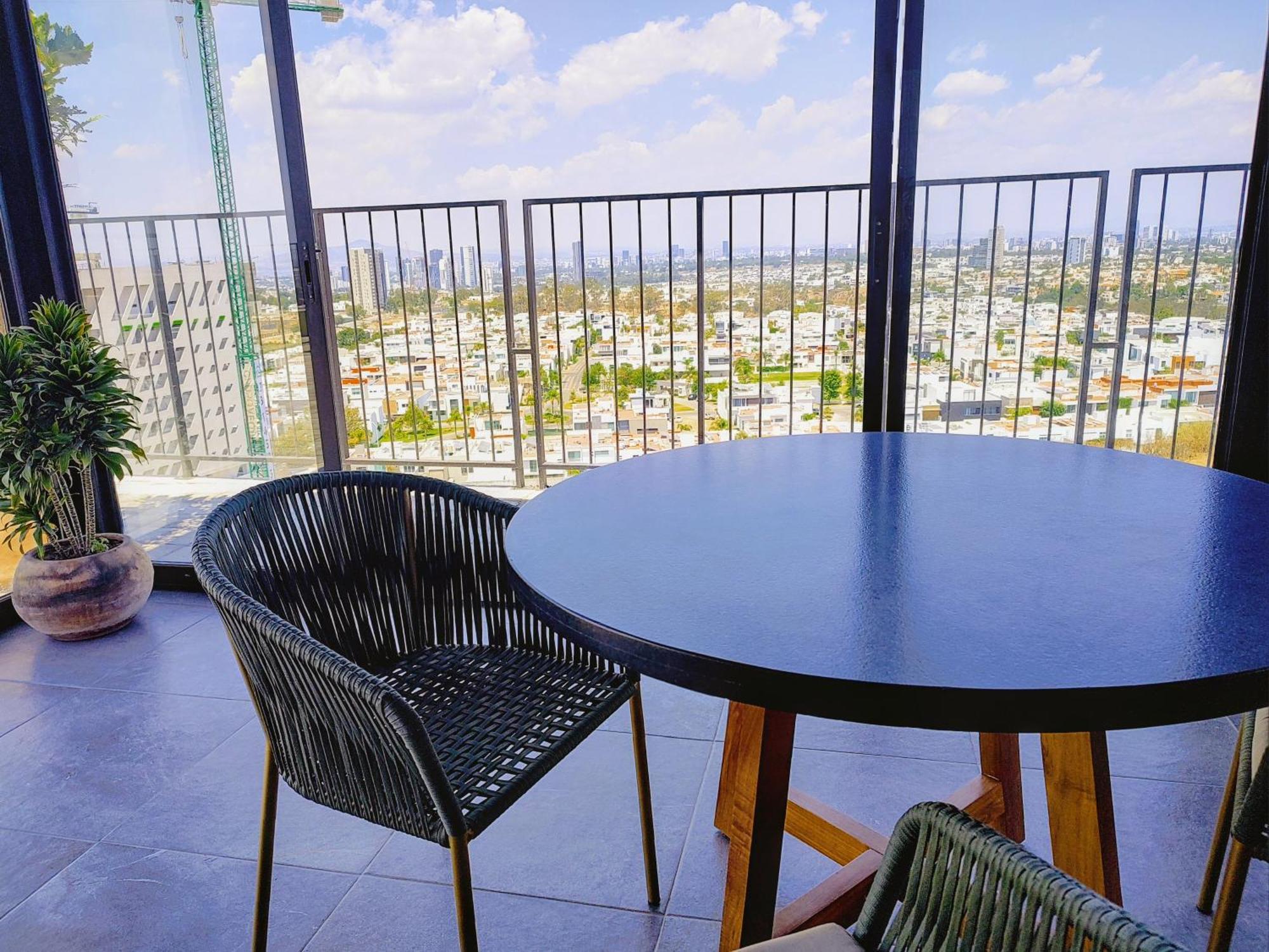Departamento De Lujo Zona Andares Apartamento *