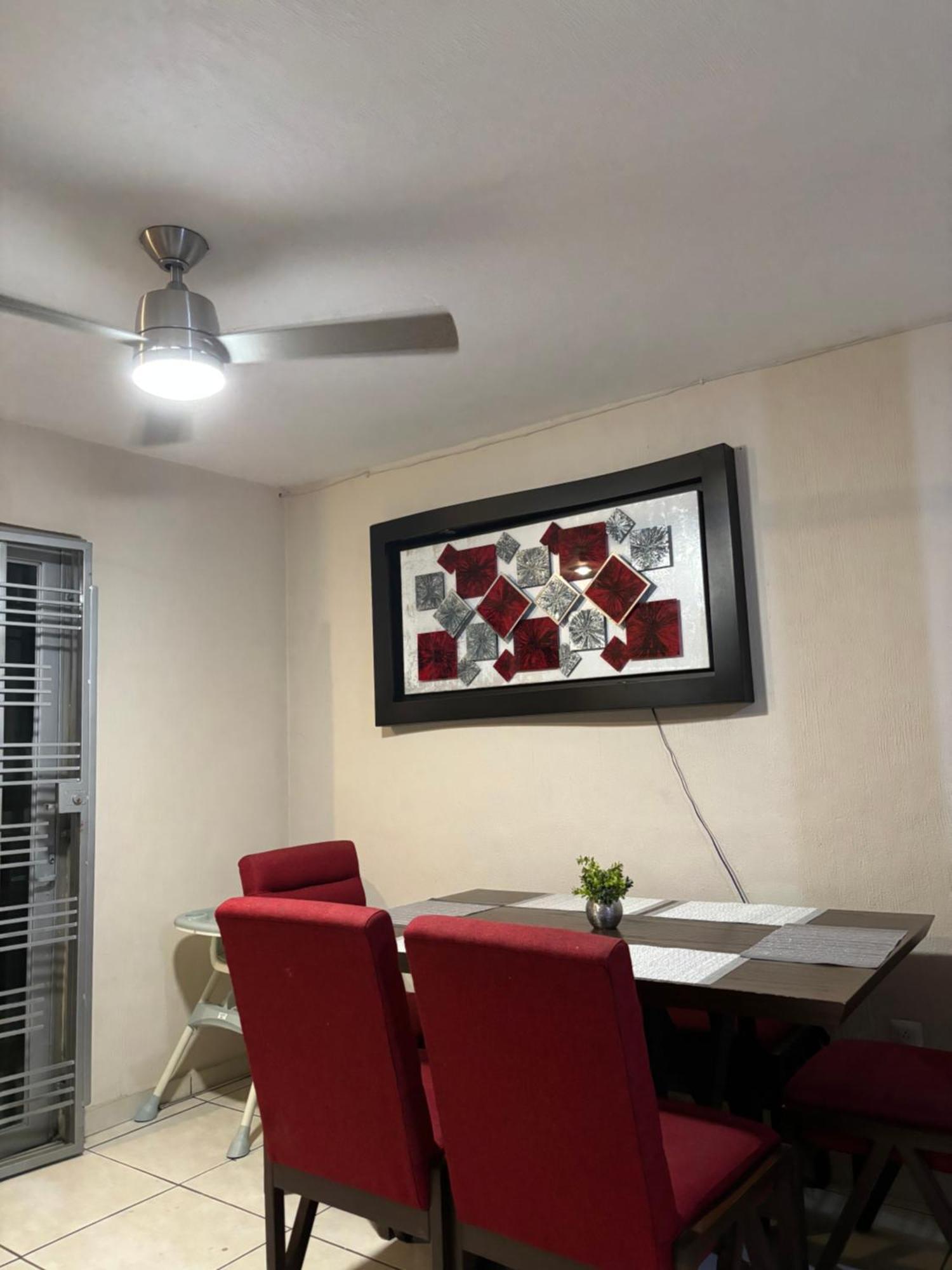 Casa A Solo 5 Min Del Parian Y 20 Min Aeropuerto Guadalajara