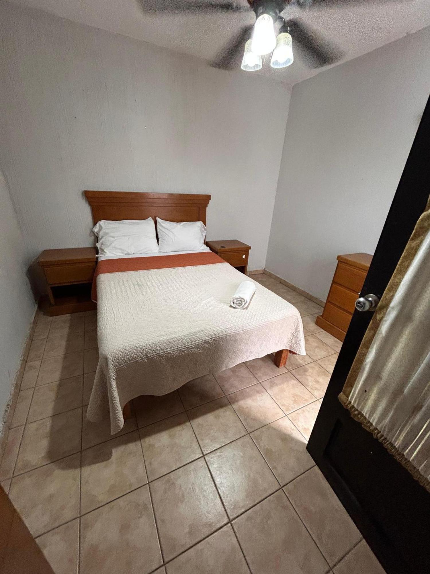 Hotel Chingon *