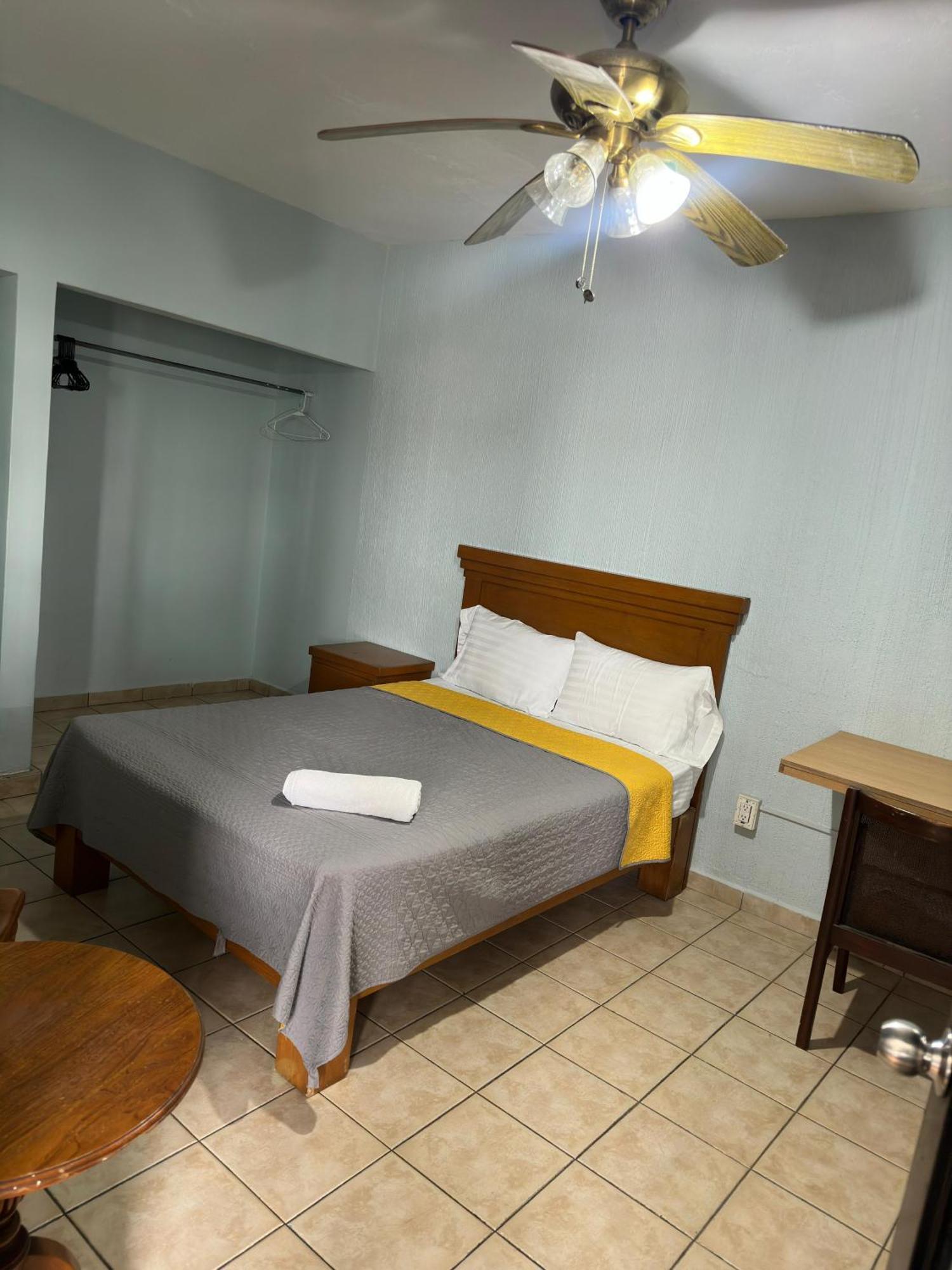 Chingon Hotel