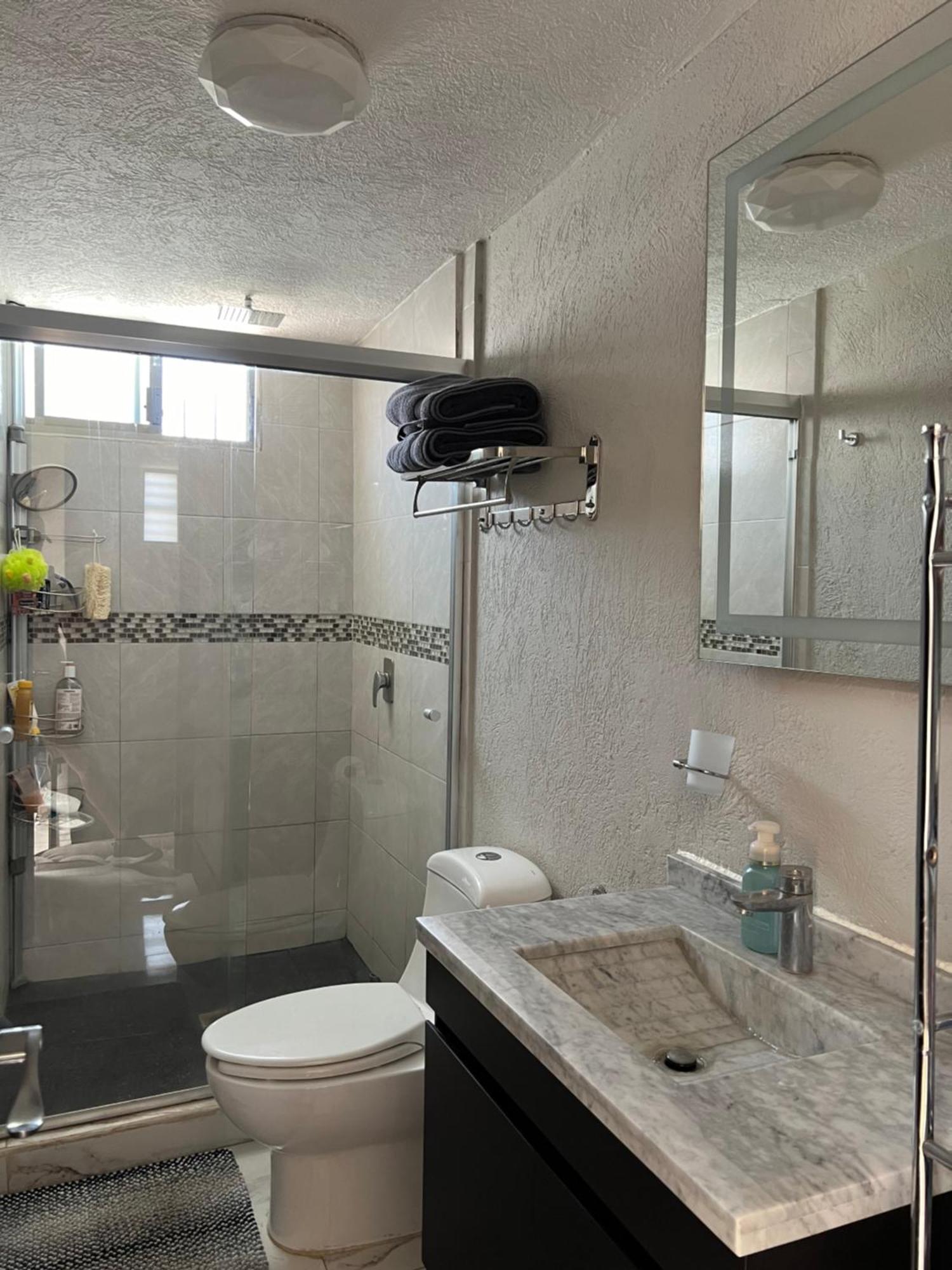 Moderna Y Hermosa Casa Zapopan Сasa de vacaciones