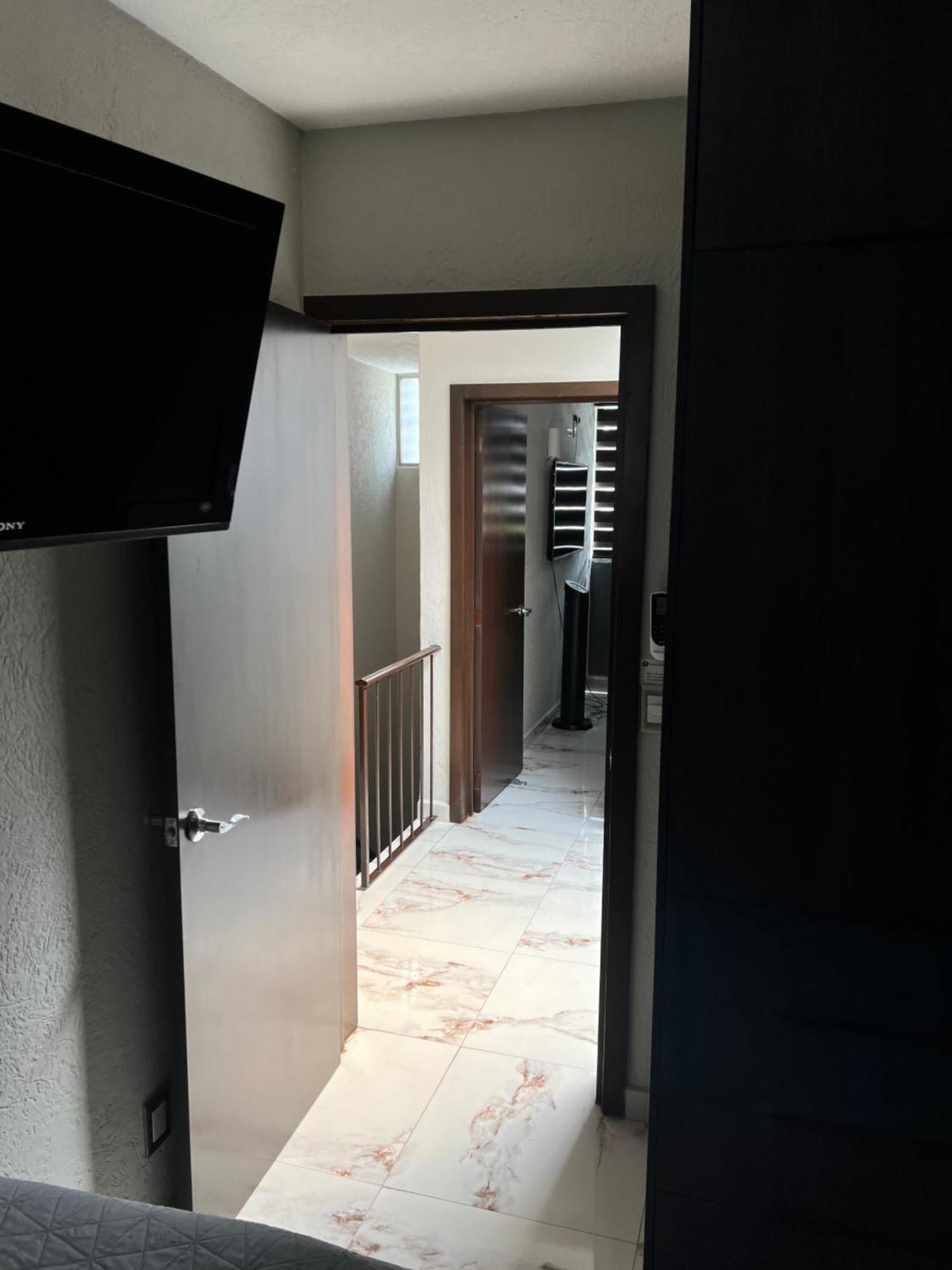 Moderna Y Hermosa Casa Zapopan Сasa de vacaciones *