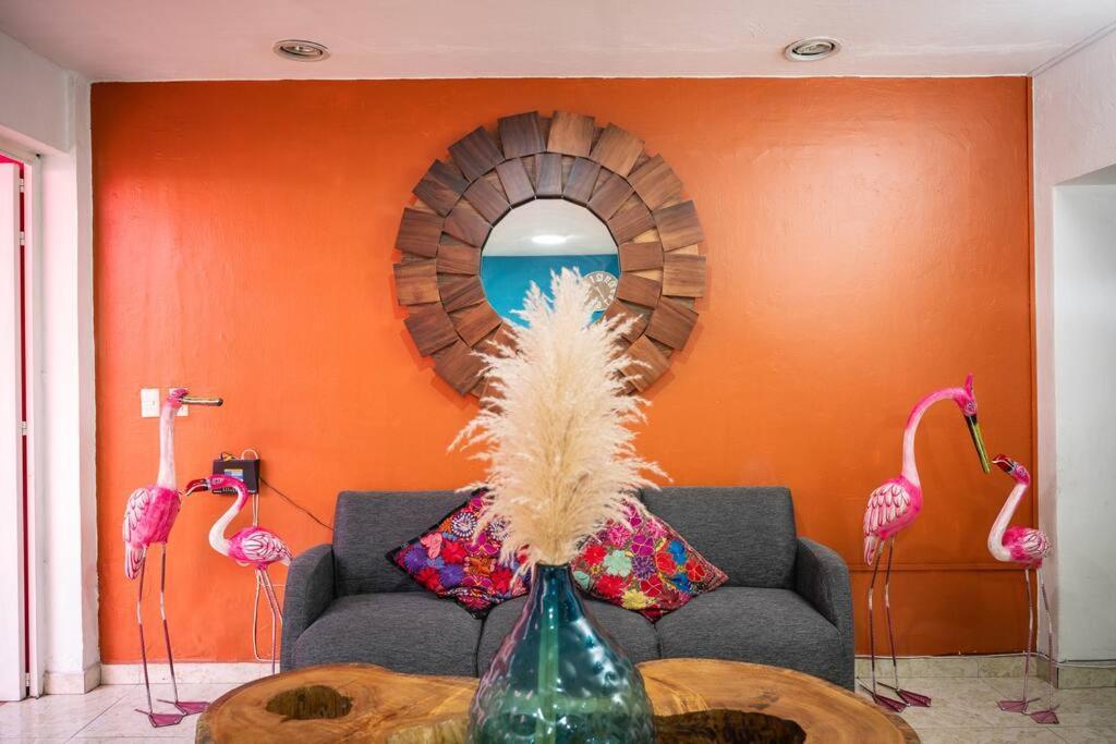 Casa Flamingos En El Centro De Tlaquepaque Сasa de vacaciones Guadalajara