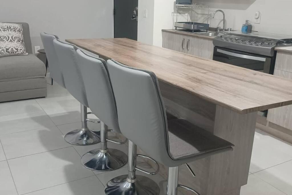 Depto Planta Baja Con Patio Apartamento *