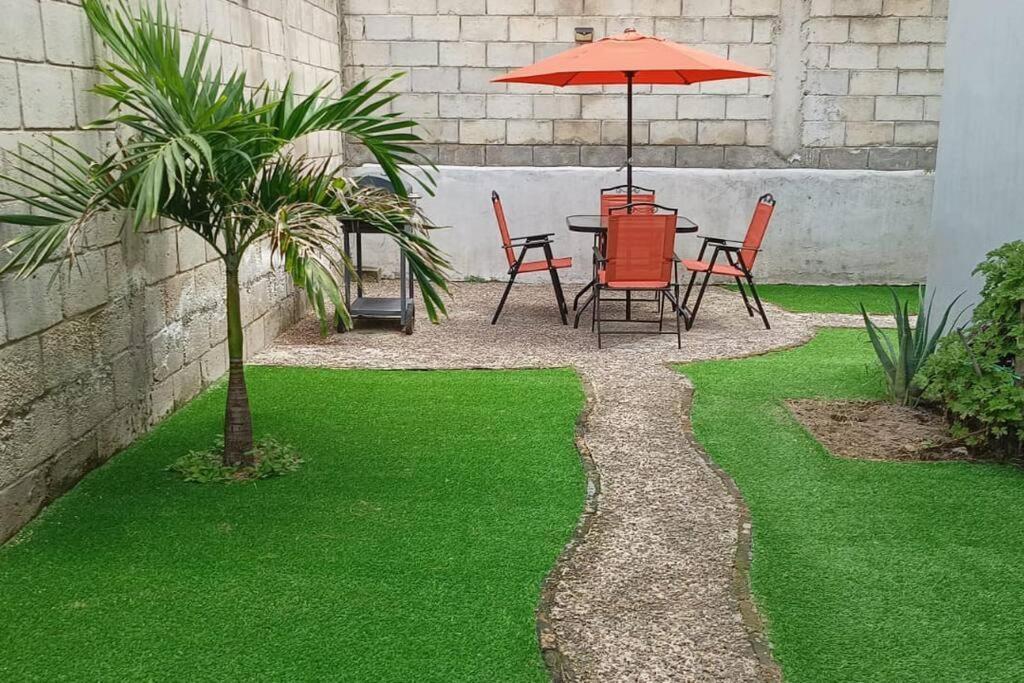 Apartamento Depto Planta Baja Con Patio *