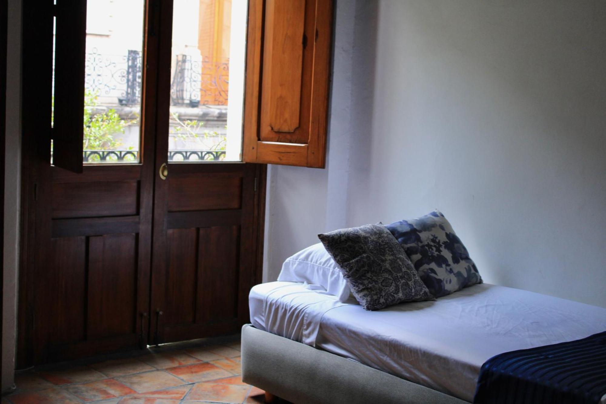 Pensión Casa Araiza, Centro De Guadalajara