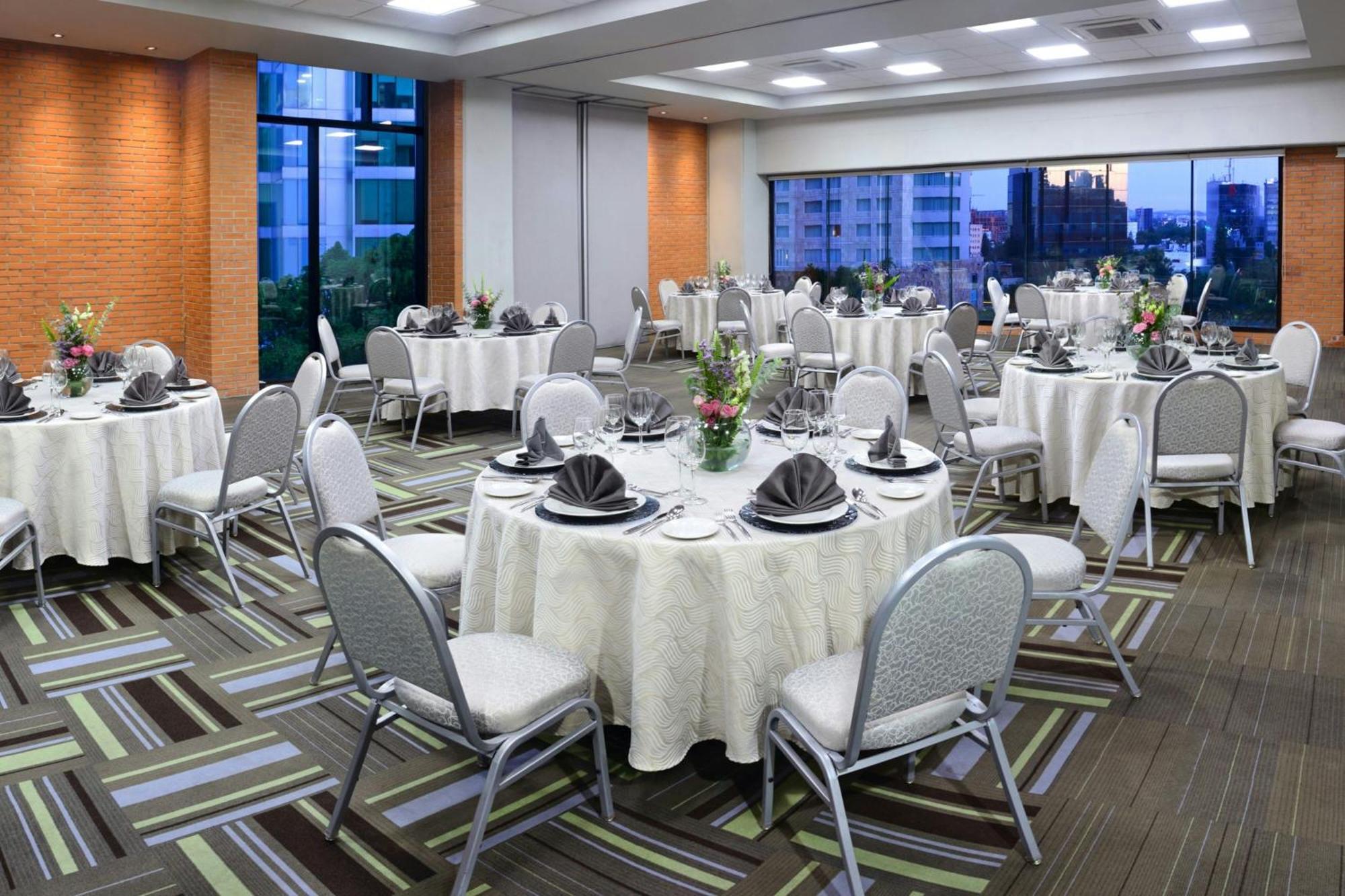 Hs Hotsson Country Club 4* Guadalajara