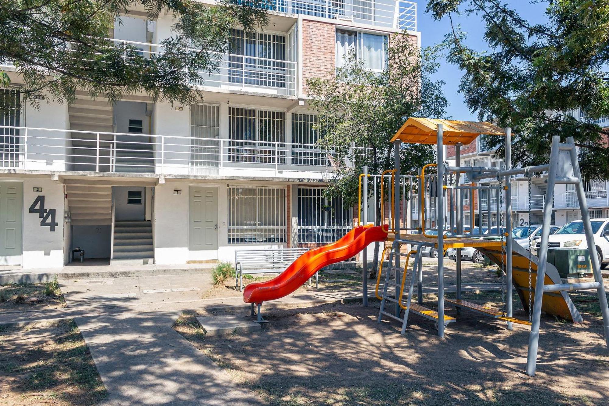 Apartamento Departamento Cerca De Zoologico Y Estadio Jalisco *