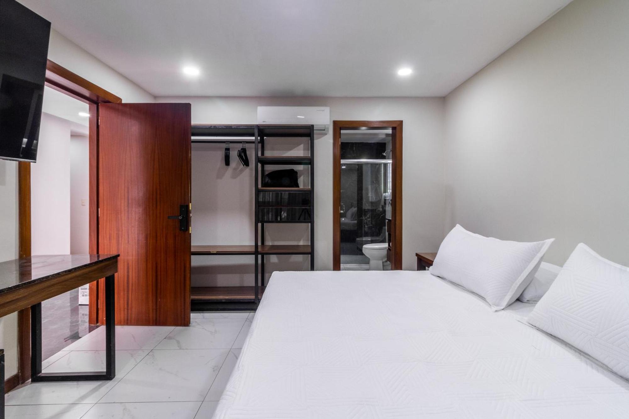 Hotel Once15 *