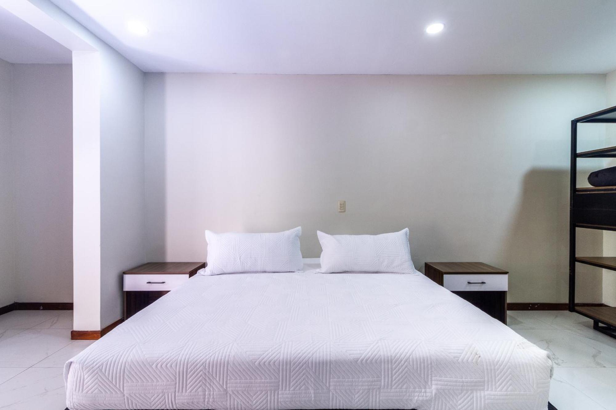 Hotel Once15