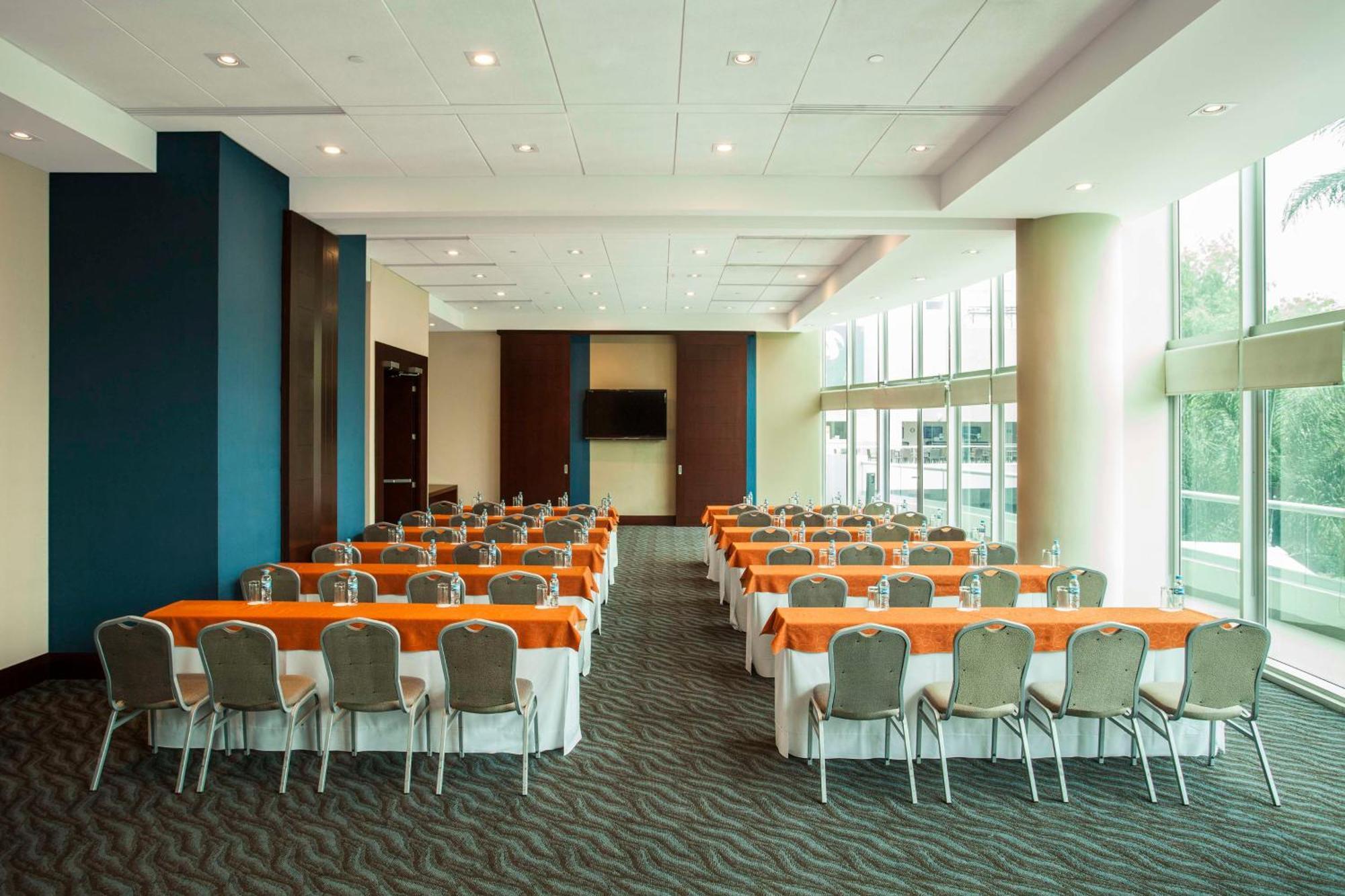 Nh Collection Providencia 5*
