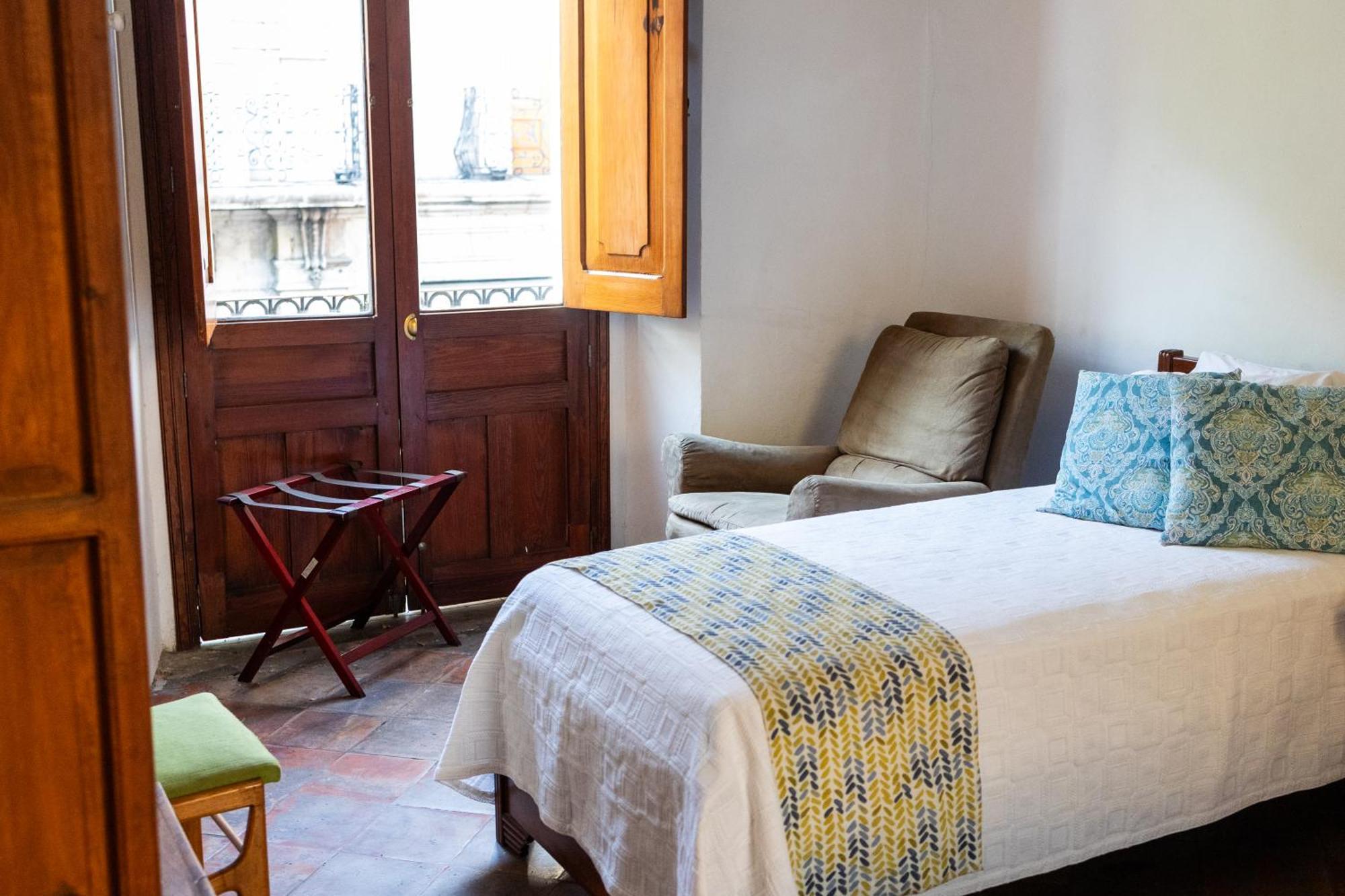 Casa Araiza, Centro De