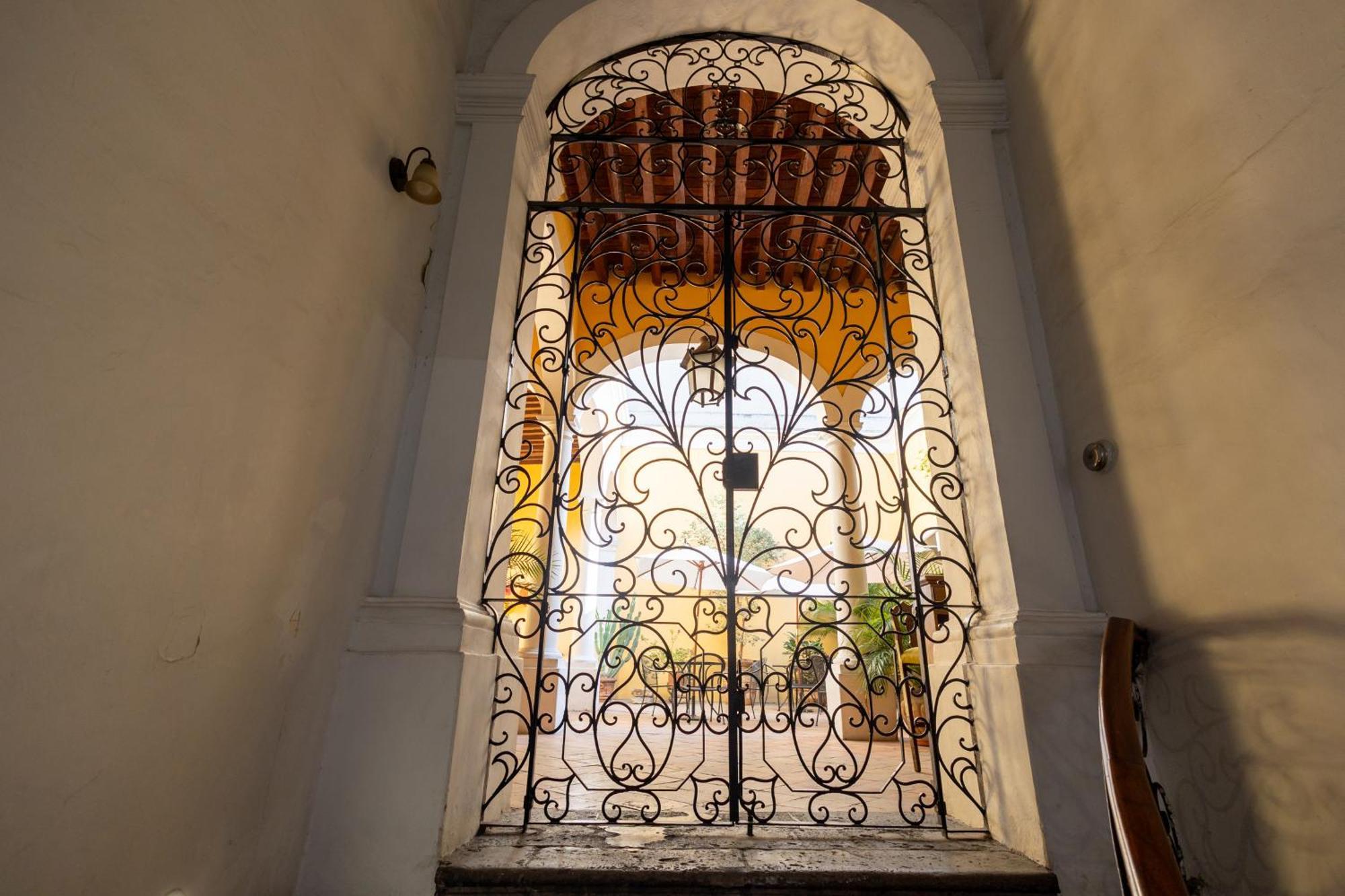 Casa Araiza, Centro De Pensión *