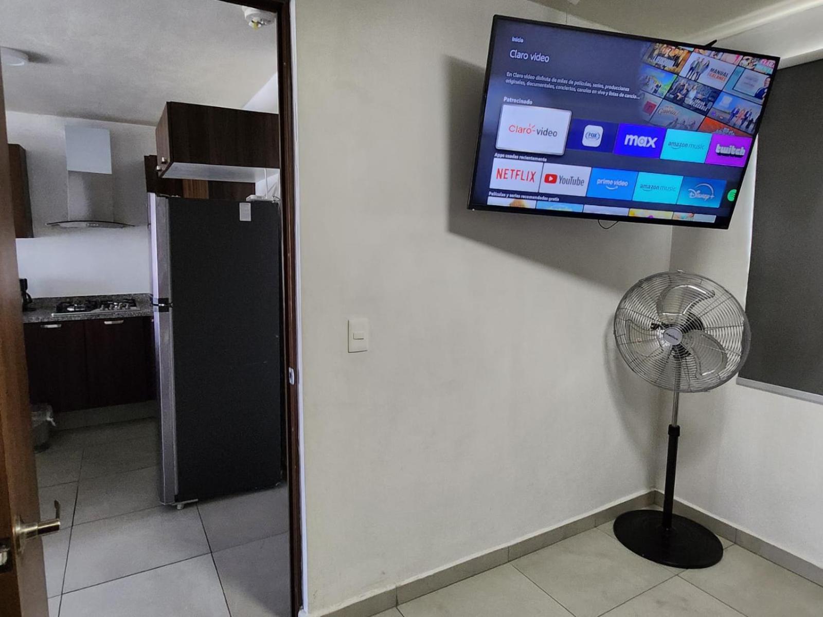 Departamento Nuevo Y Centrico Con Ambiente Familiar En * Guadalajara