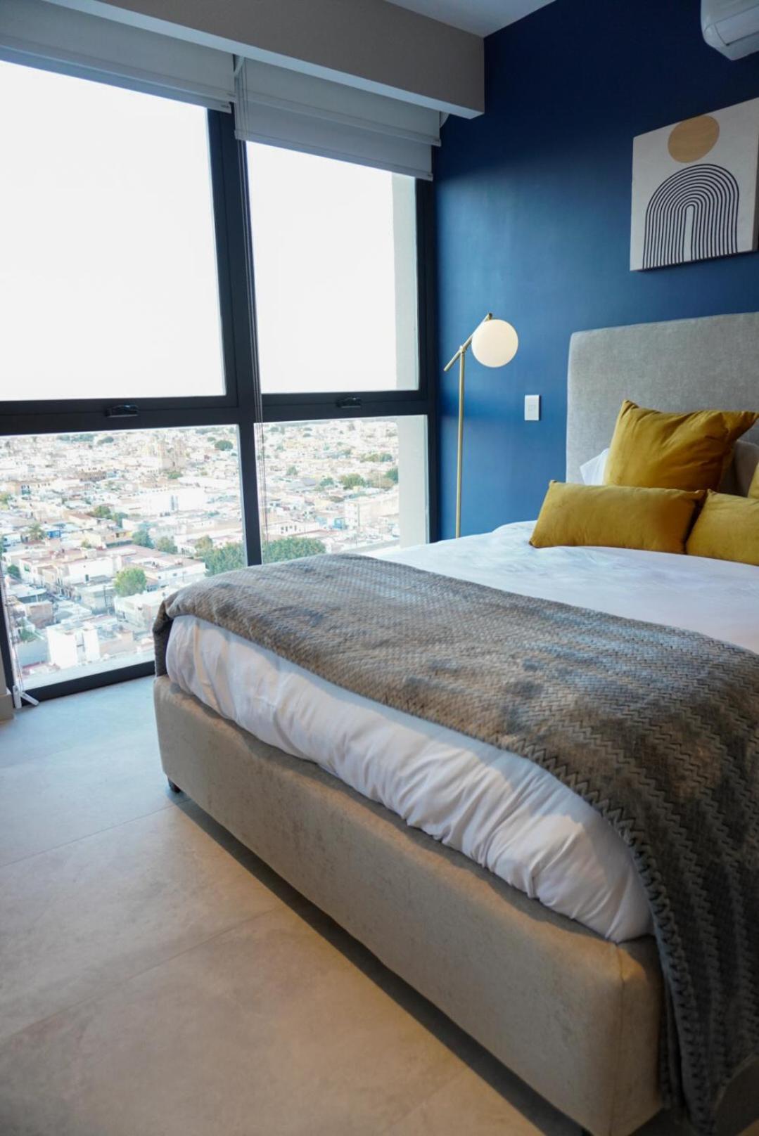 Apartamento Luxury And Comfort In Gaudalajara 10 Minutes Away From Expo *