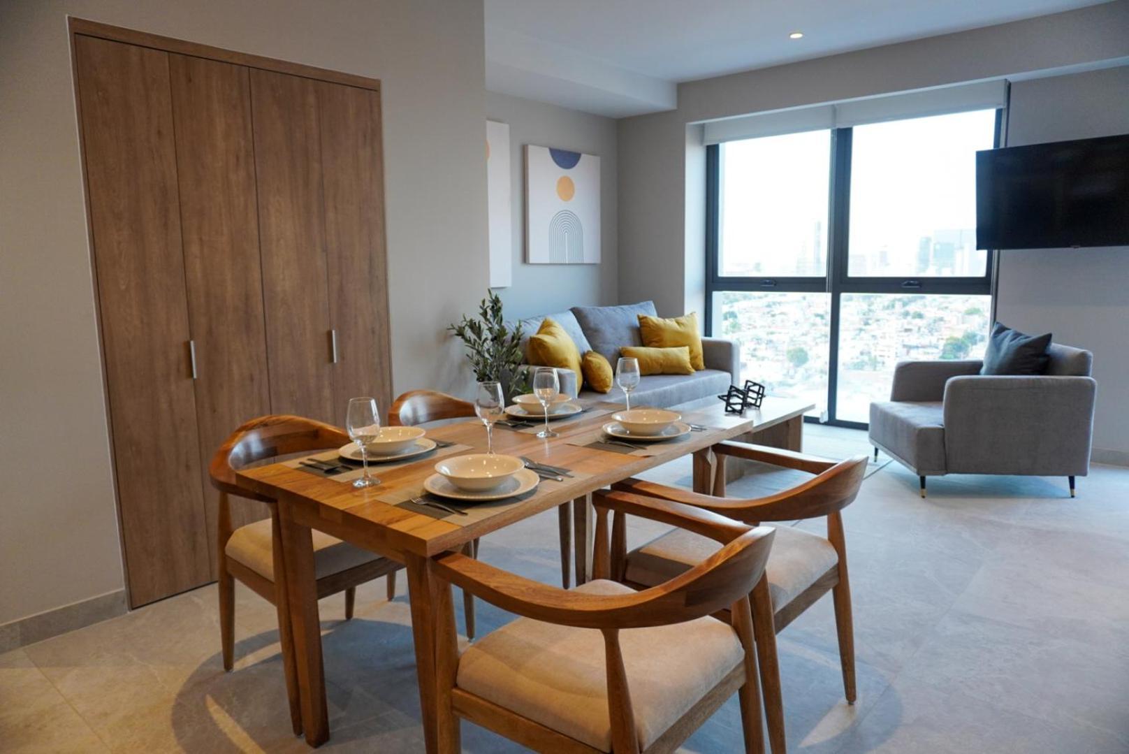 Luxury And Comfort In Gaudalajara 10 Minutes Away From Expo Apartamento