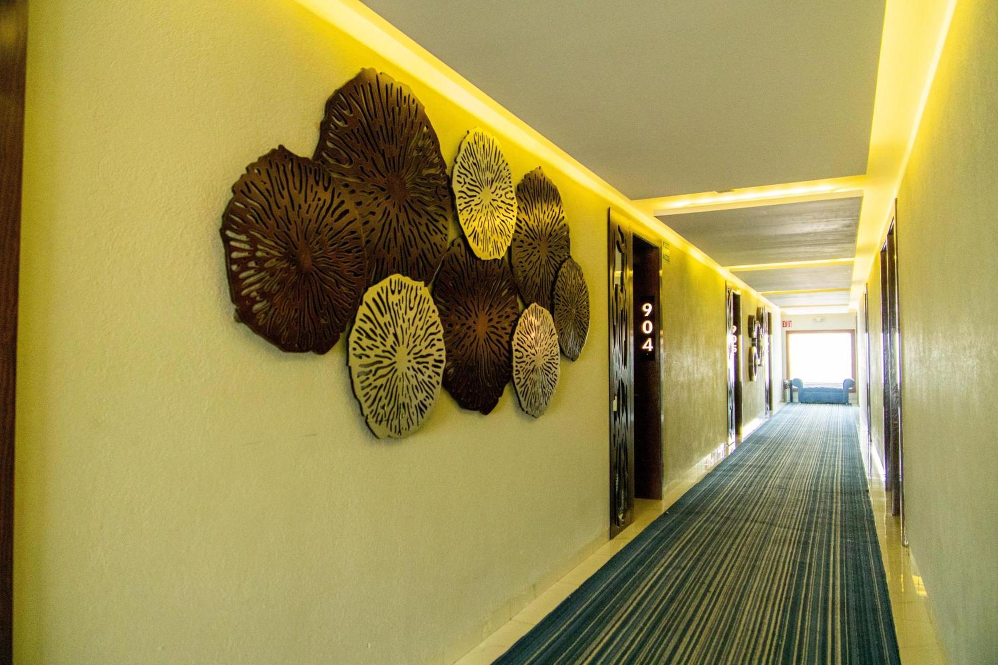 Dali Plaza Ejecutivo 4*