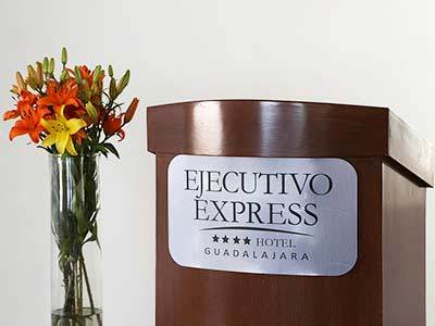 Ejecutivo Express Providencia - Av Mexico Hotel 4*