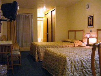 Fuente Del Bosque Hotel 4*