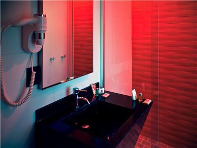 Six Expiatorio Hotel 3*