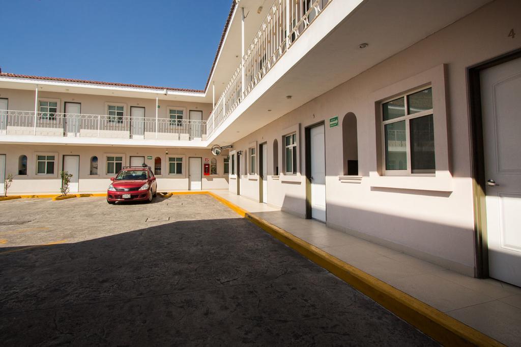 Hotel Plaza Bandera 2*