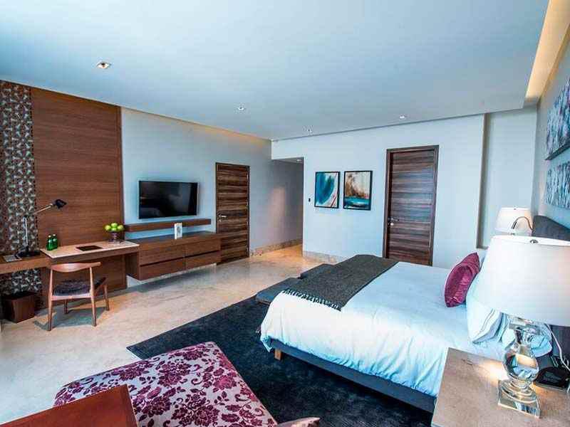 Square Small Luxury - Providencia 4*