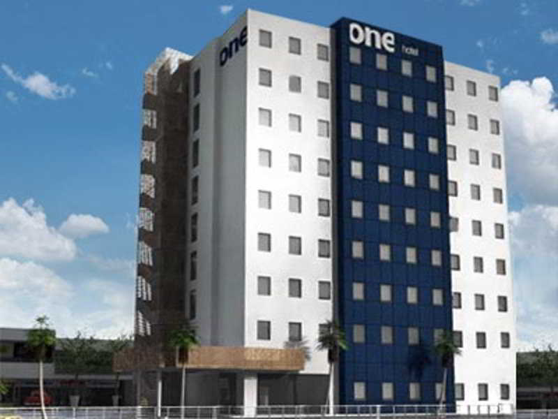 One Periferico Norte Hotel 3*
