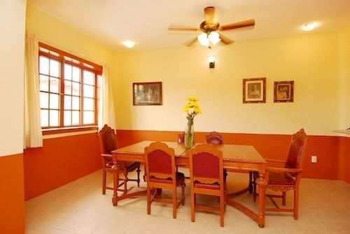 Olga Querida Hostal *