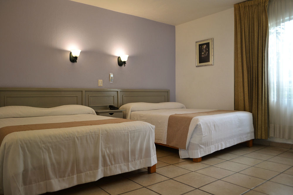 Hotel Del Sol Expo 3*