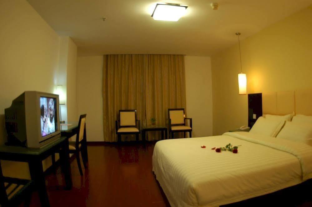 Emperador Centro Y Remodelado 3*