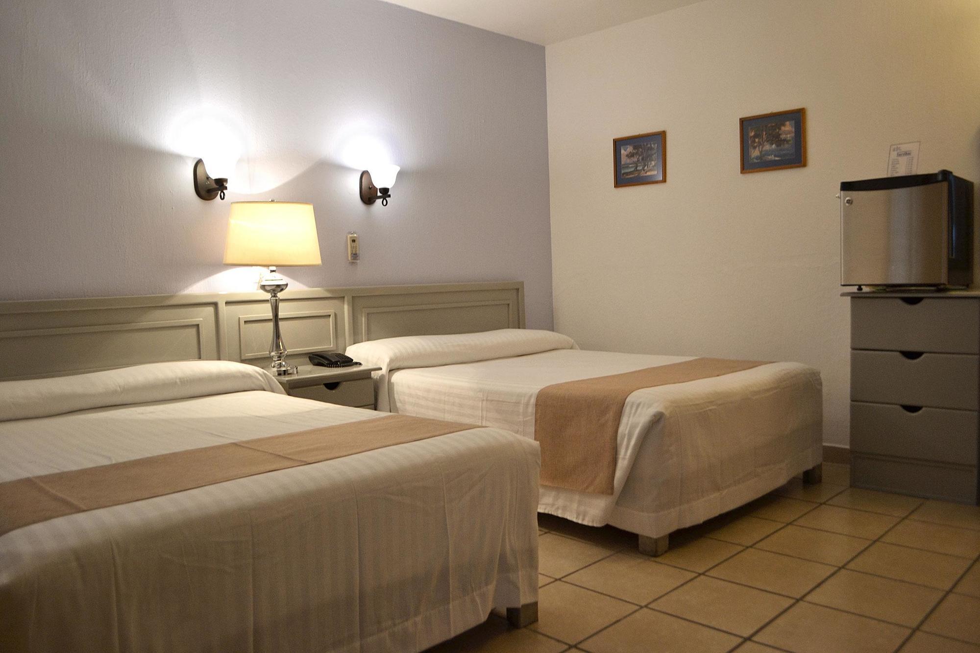 Del Sol Expo Hotel