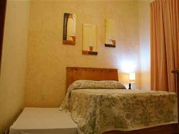 Bed and breakfast Residencia Los Angeles 3*