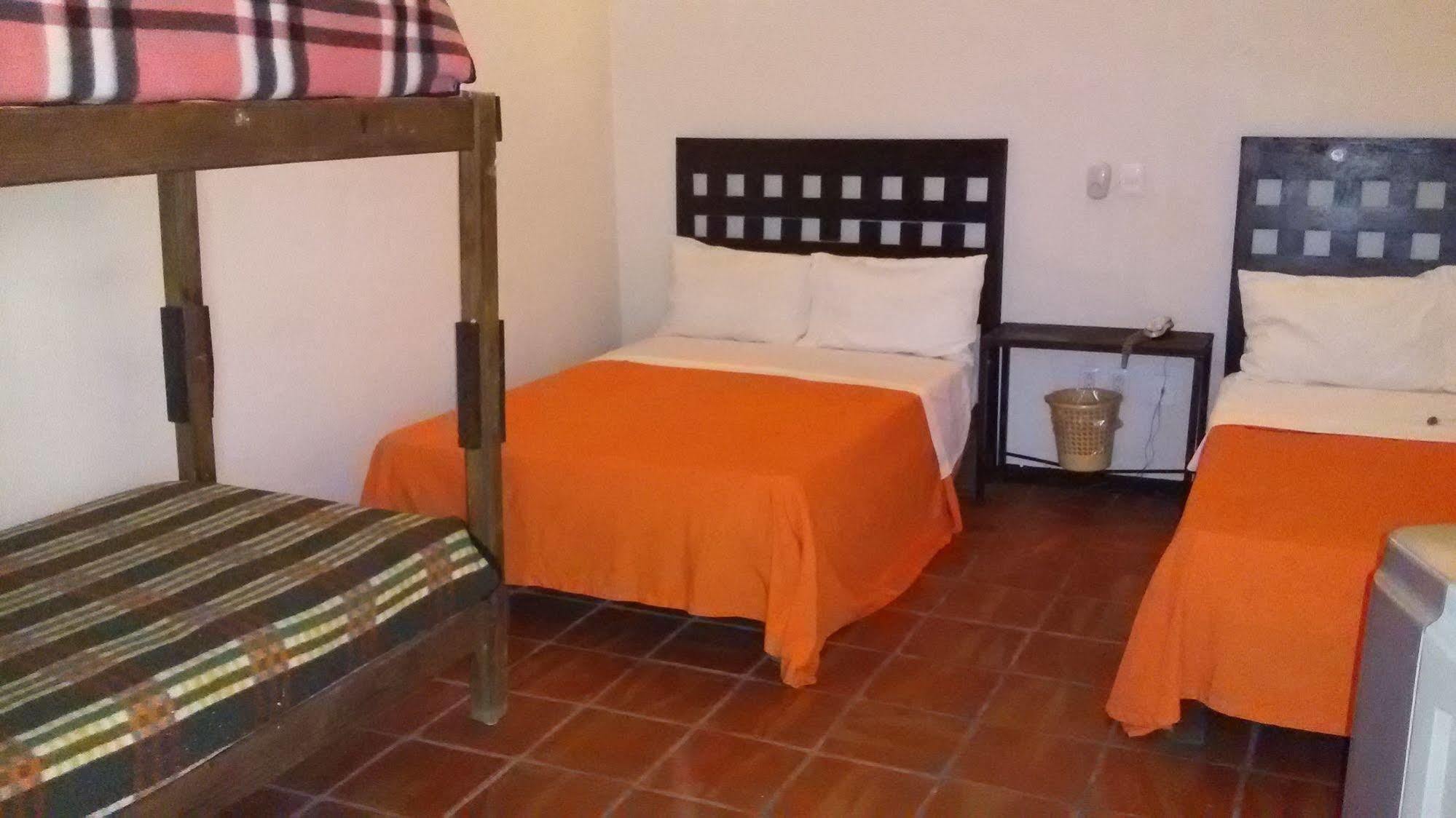 Punto Hotel 2*