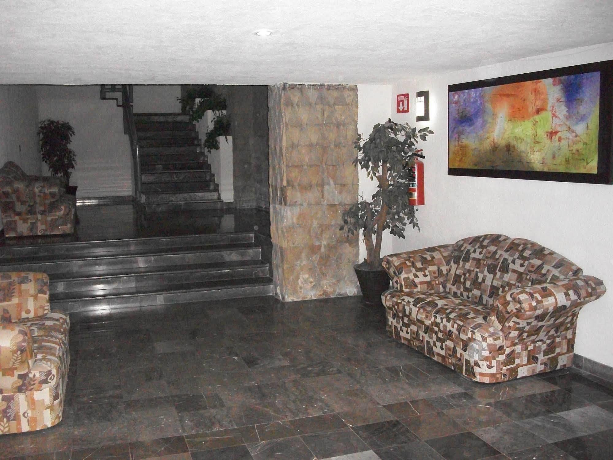 Emperador Centro Y Remodelado 3*