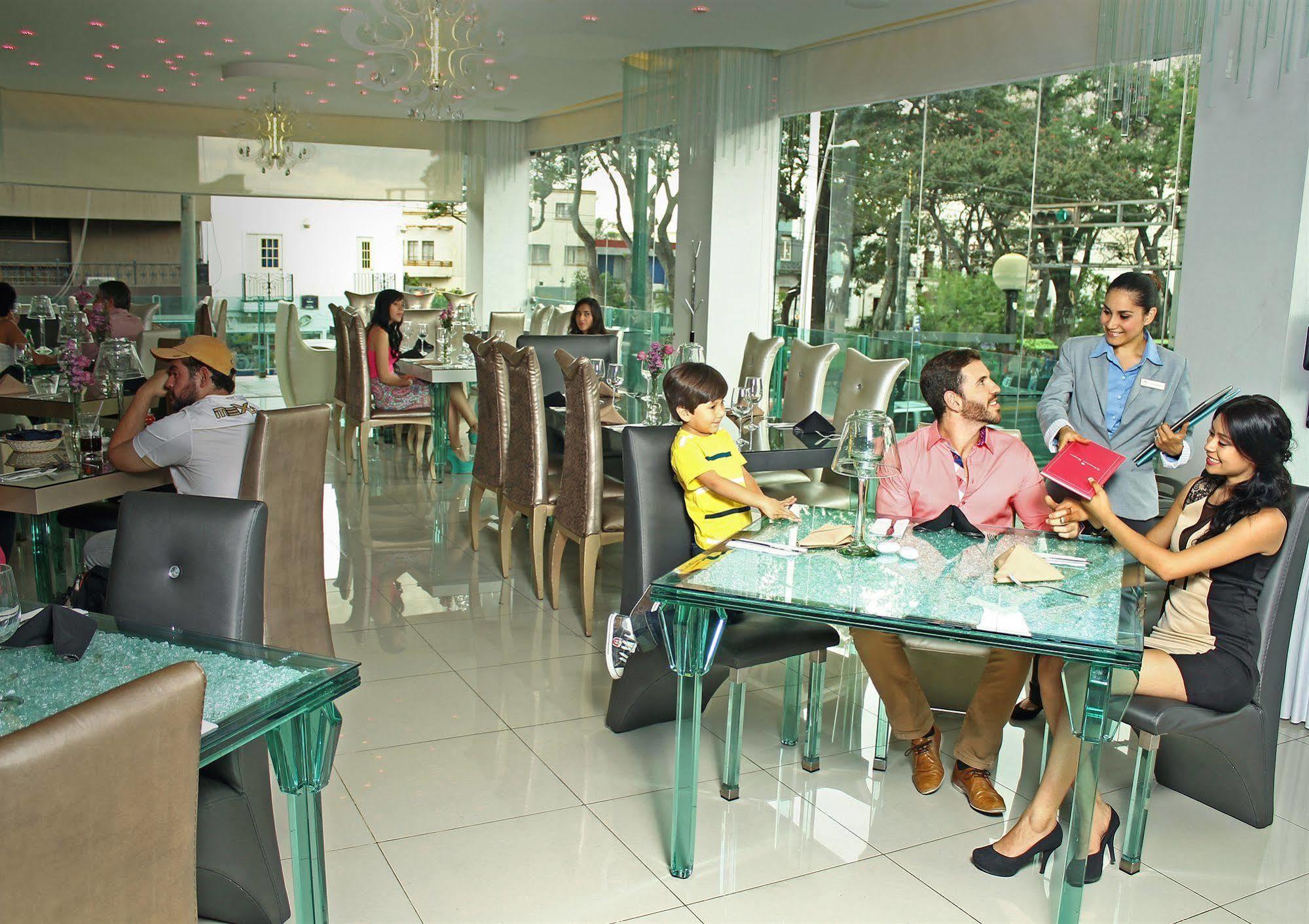 Vista Hermosa Hotel